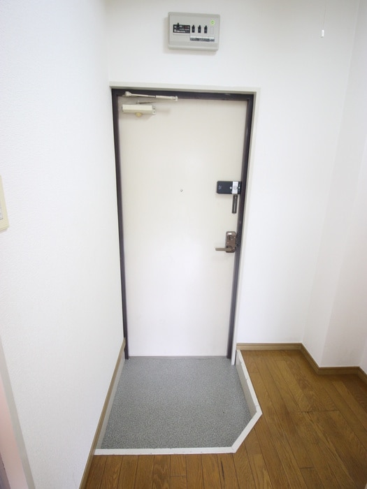 玄関 オレンジハウス