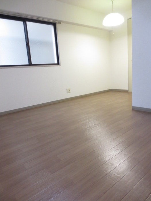 居室 プレジ－ル西院