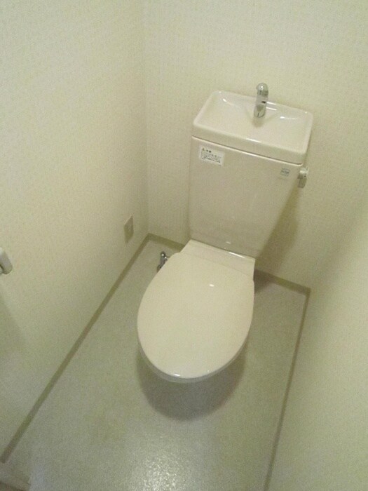 トイレ ＤＯＭみなと元町