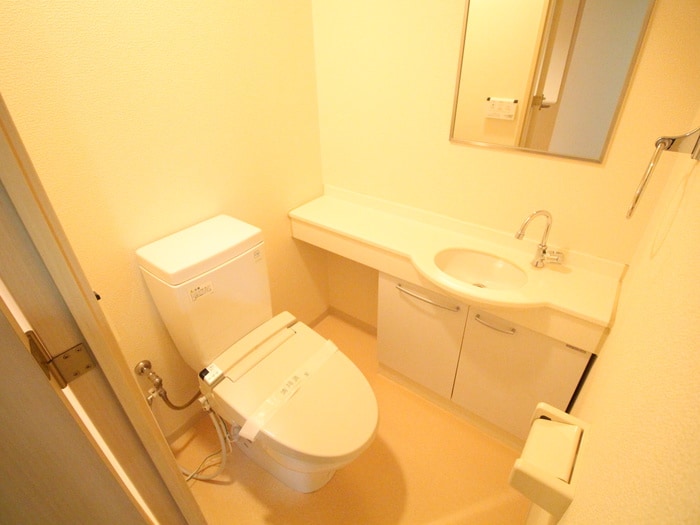 トイレ ＤＯＭみなと元町