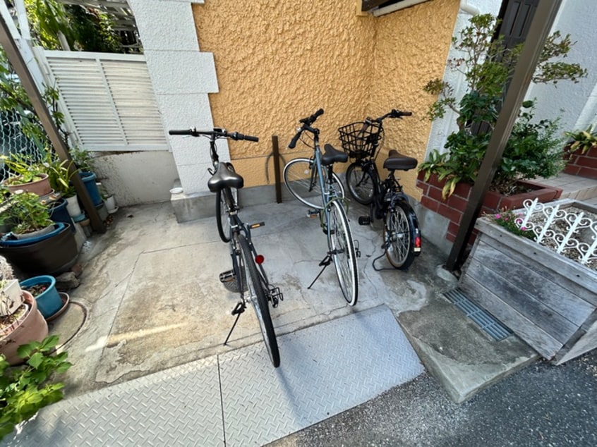 駐輪場 ベルハイム