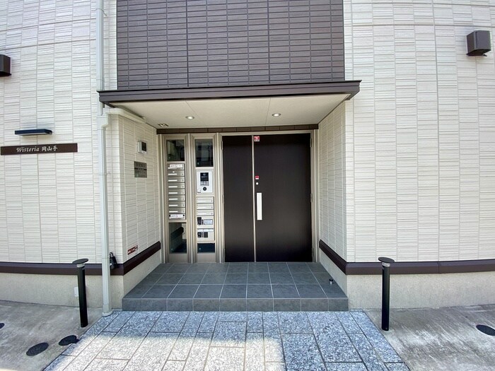 エントランス部分 ウィステリア岡山手