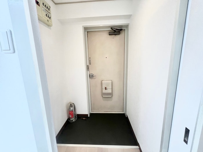 玄関 プチメゾン越水