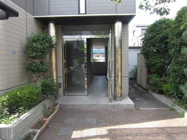 エントランス部分 ア－バンハイム大空