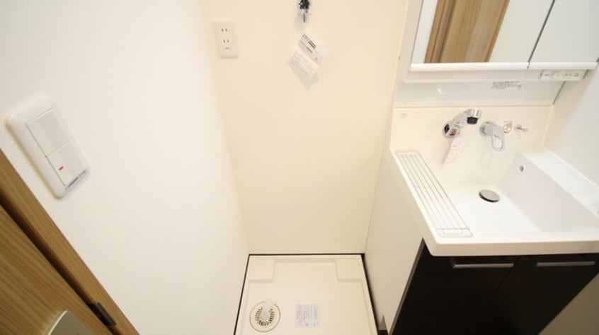 洗濯機置場 ロカンダ泉佐野