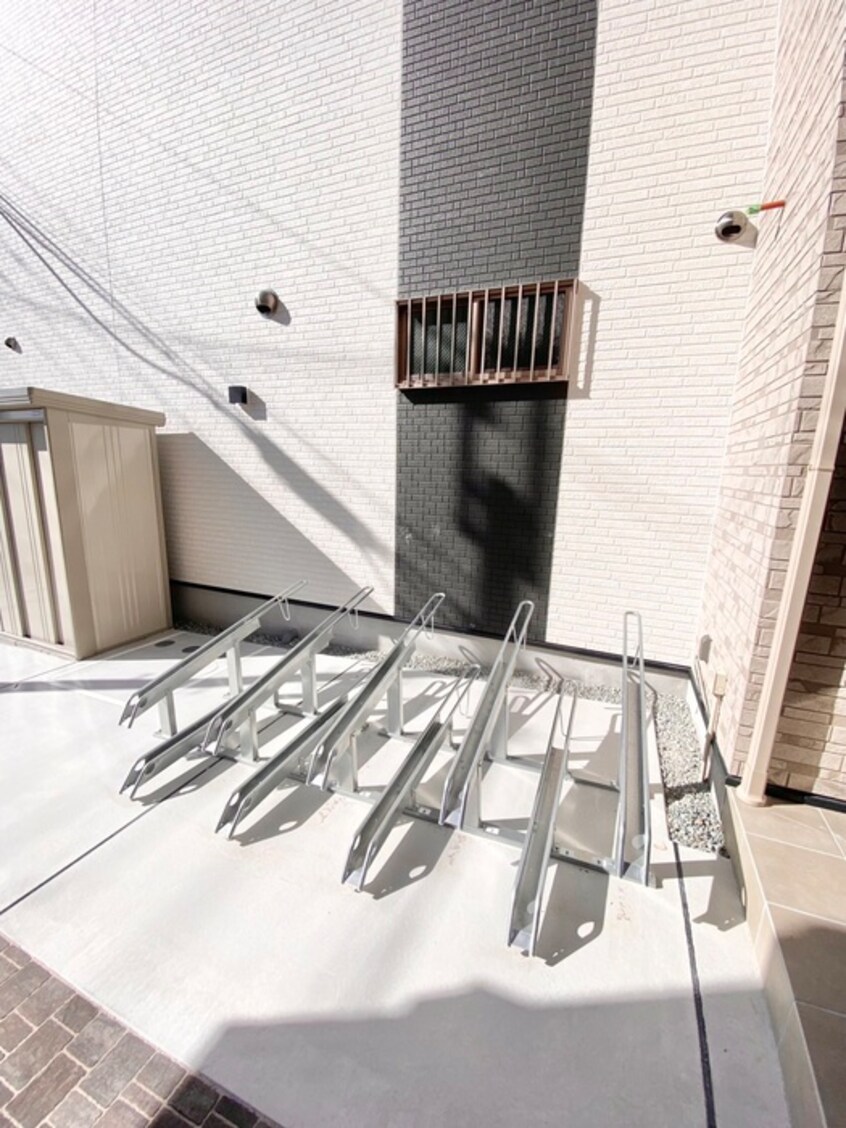 駐輪場 グランハーモニー