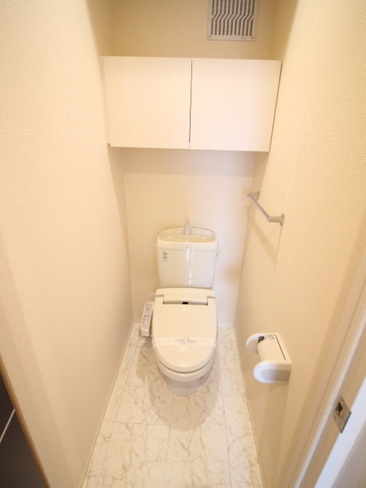 トイレ リバ－フロント鴨川