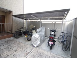 バイク置き場