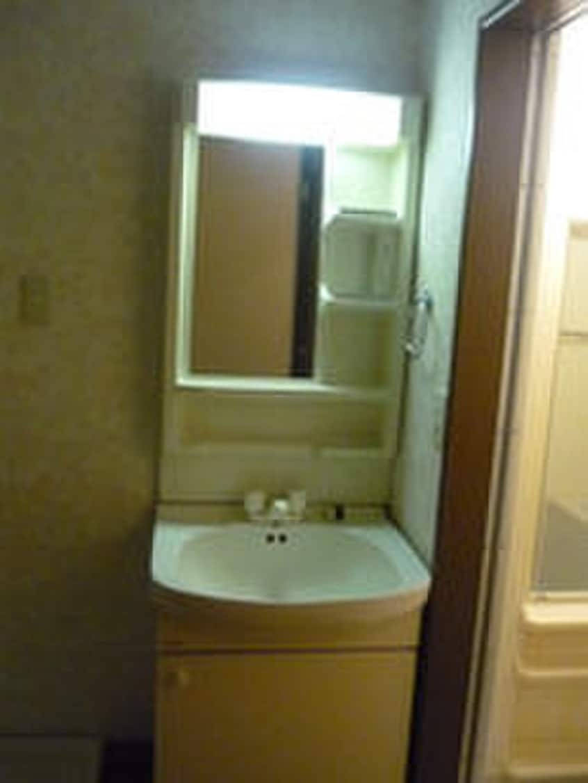 洗面 フロイデ二番館