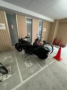 バイク置き場 フレンシアノイエ内本町