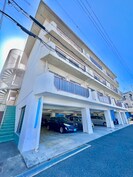 コーポシラミネの外観