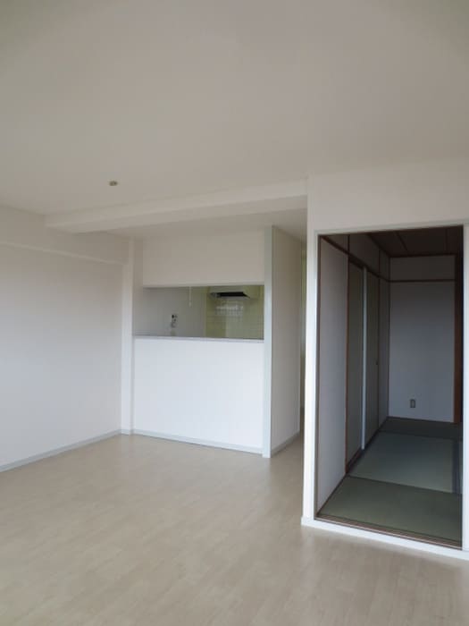 内観写真 コ―トドールタツミ