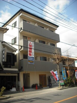 ＦＩＴ　ＨＯＵＳＥ