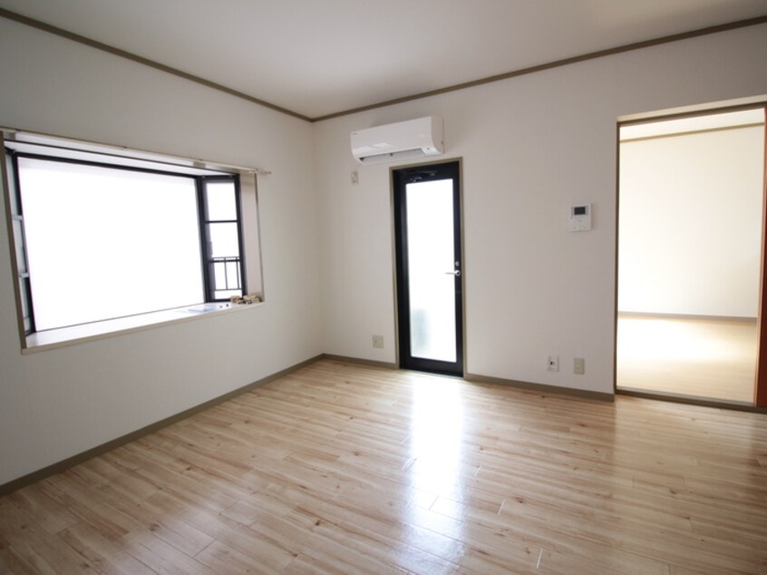 居室 リベルテ美奈原