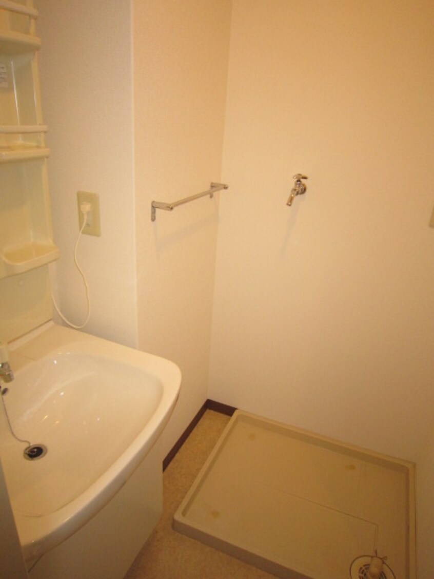 洗濯機置場 デセンシア ISHIFUNE