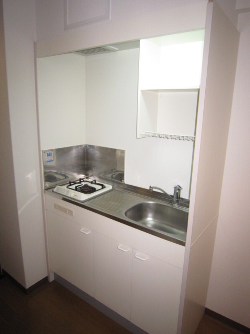 キッチン デセンシア ISHIFUNE