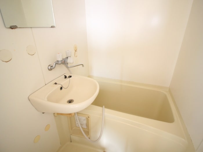 バス／シャワールーム等 ドミ－ル中本