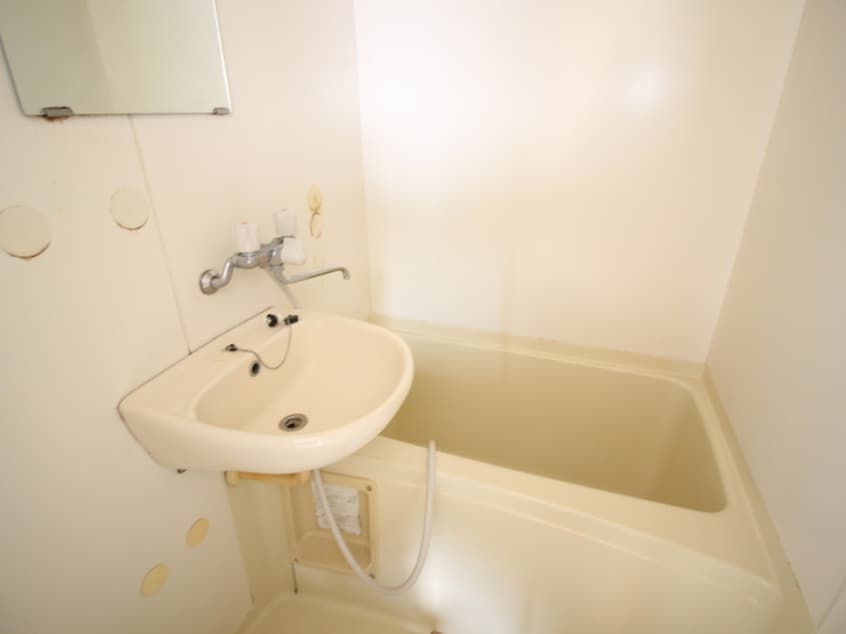 バス／シャワールーム等 ドミ－ル中本