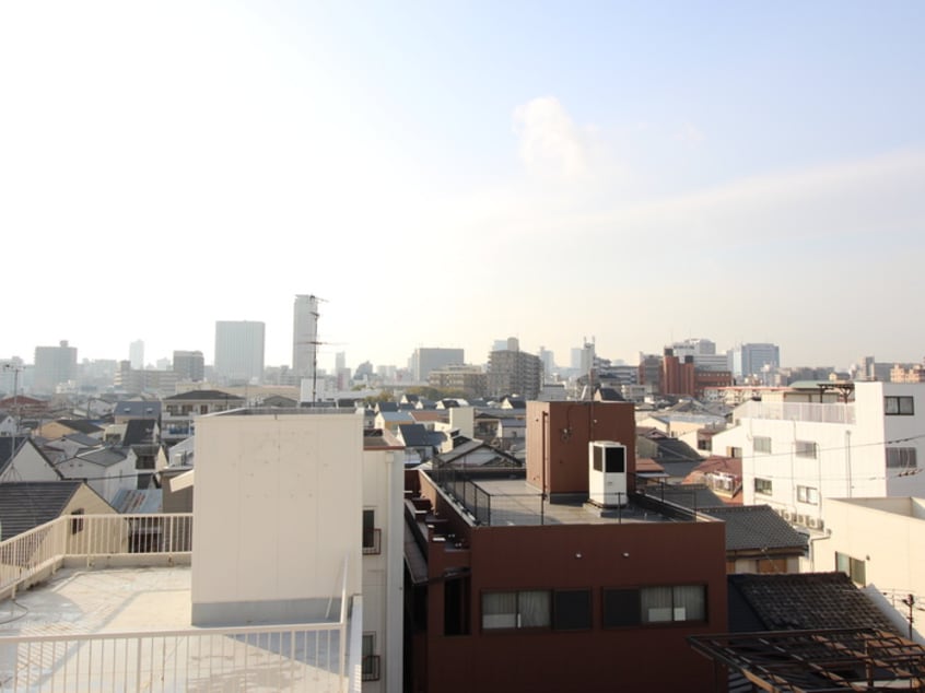 室内からの展望 ドミ－ル中本