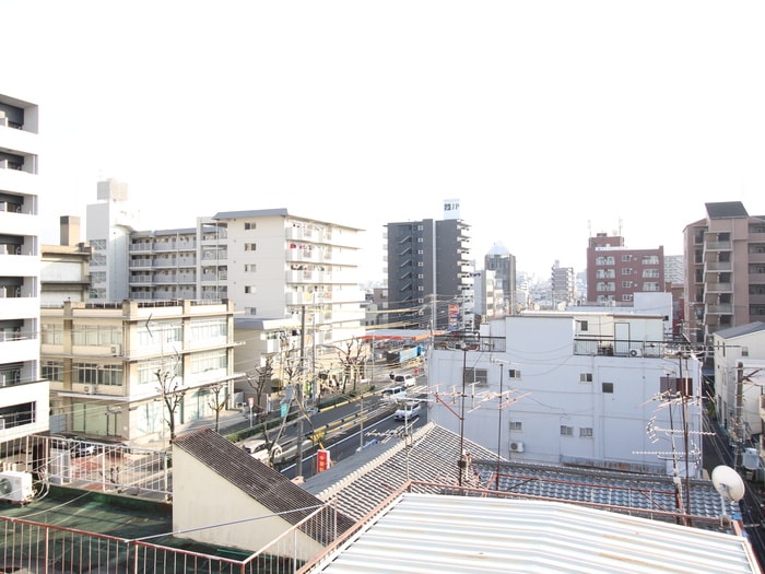 室内からの展望 ドミ－ル中本