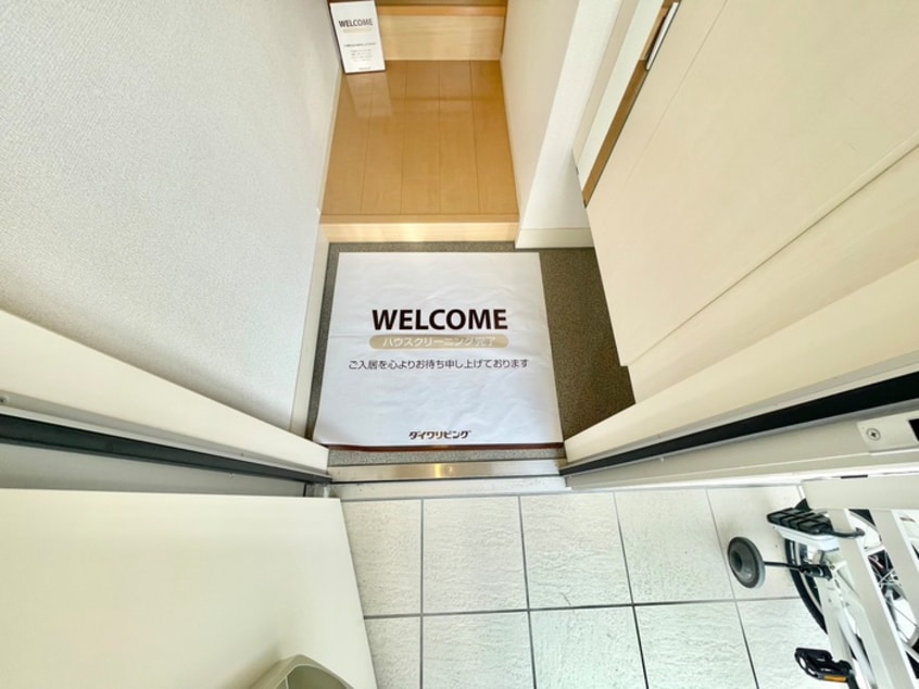 玄関 ヴィルヌーブ サンティーエ