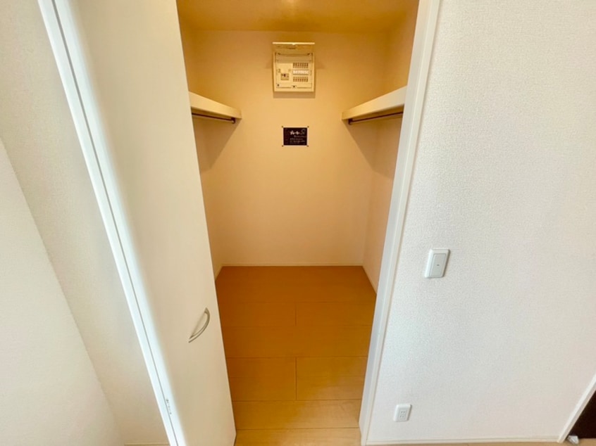 収納 ヴィルヌーブ サンティーエ