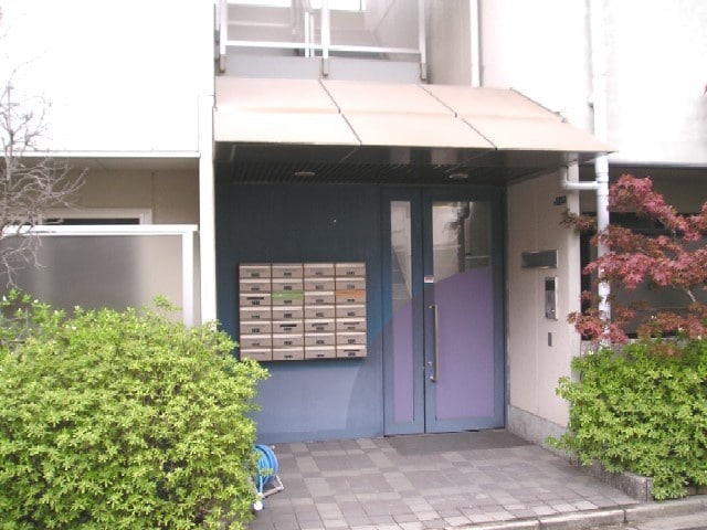 エントランス部分 INOVE小阪