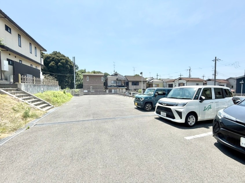 駐車場 エーデルハイム南端