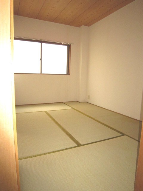 居室 ライラックマンション