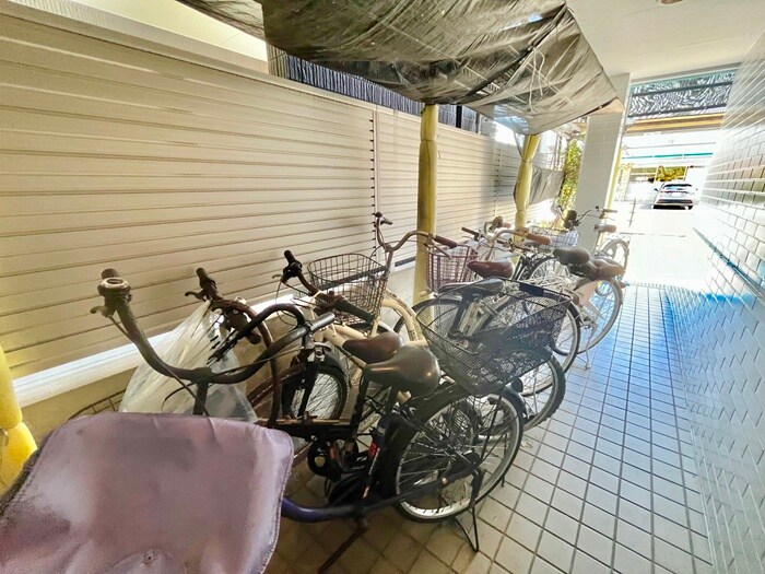 駐輪場 ライラックマンション