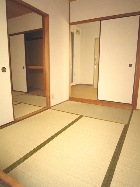 居室 ライラックマンション