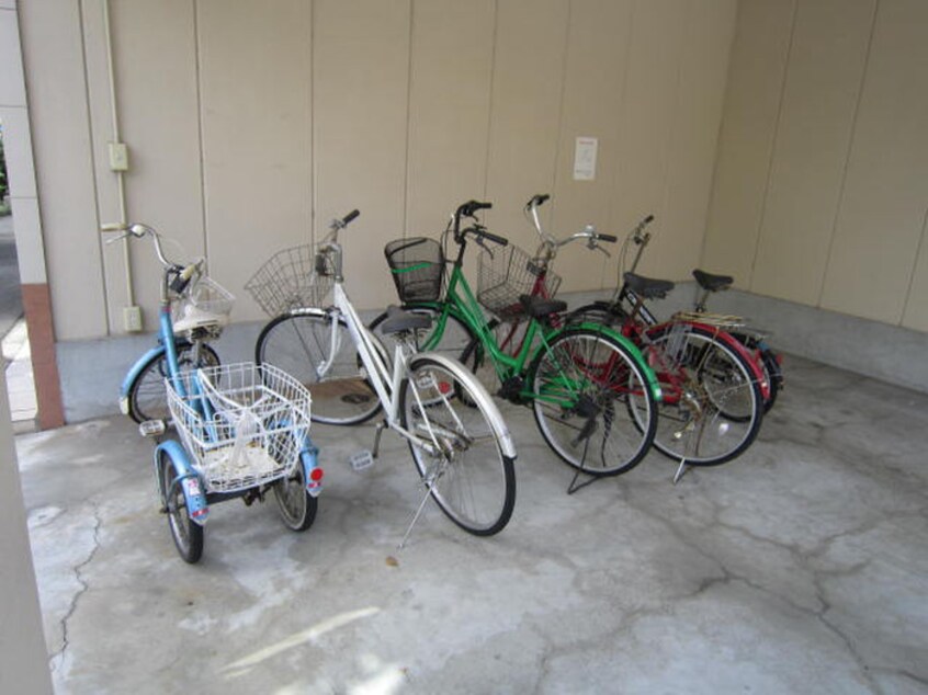 駐輪場 フェアリ－コ－ト