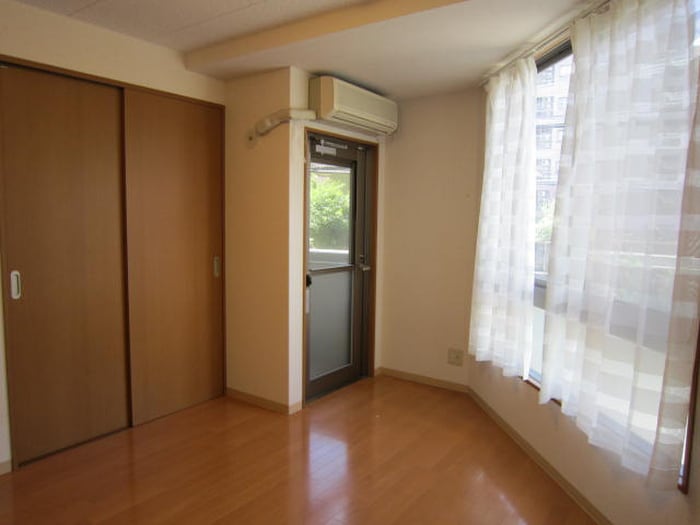 居室 フェアリ－コ－ト