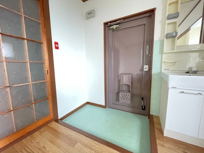 玄関 鎌田マンション