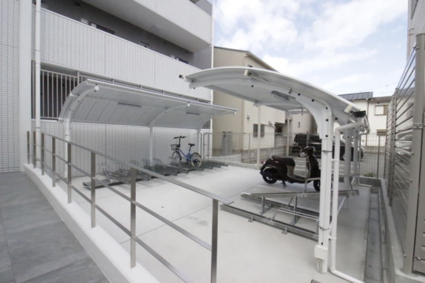 駐輪場 アウルムグランデ