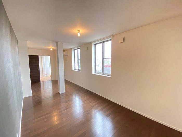 居室 グローリー山之上