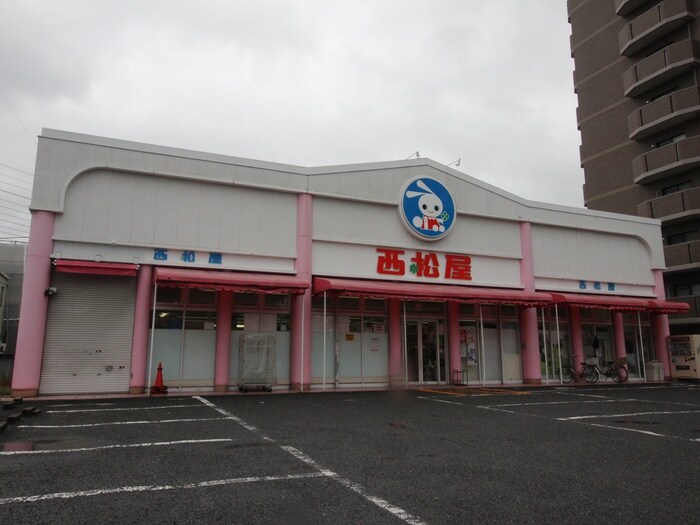 西松屋　松原店(デパート)まで210m ファラン松原