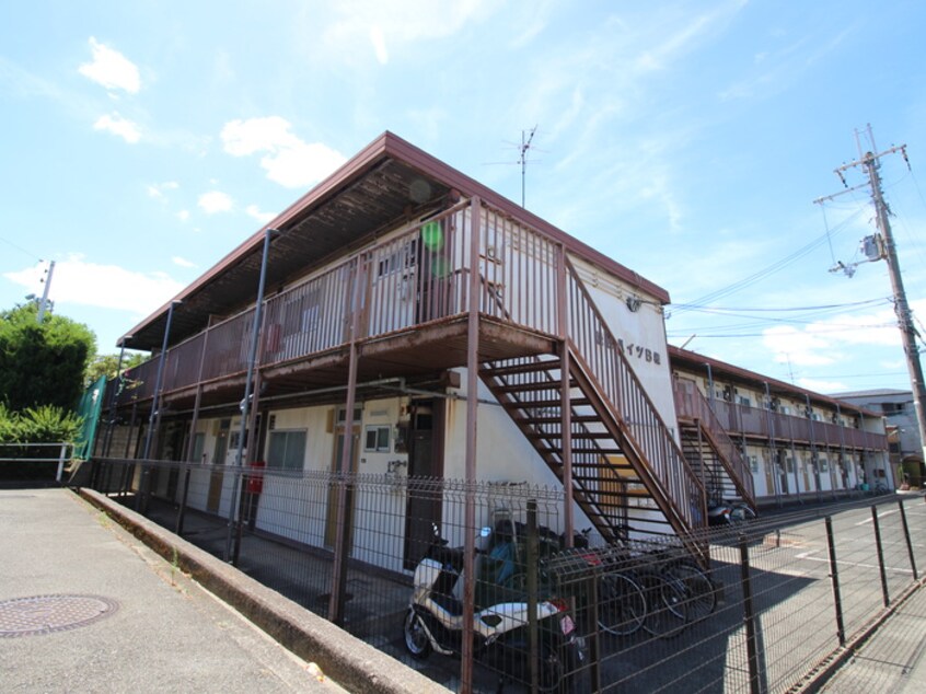 駐輪場 松芭ハイツ