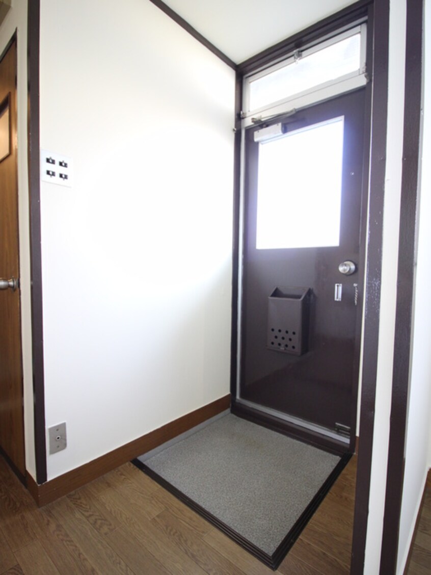 玄関 松芭ハイツ