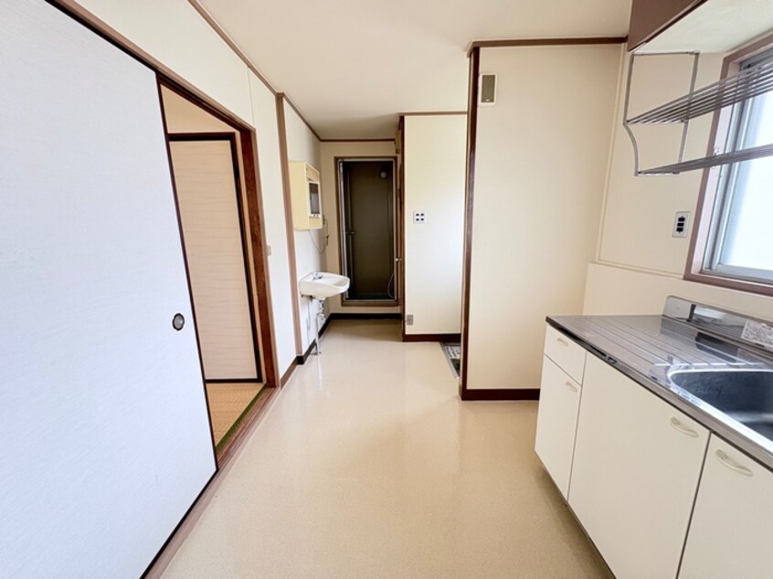 居室 松芭ハイツ