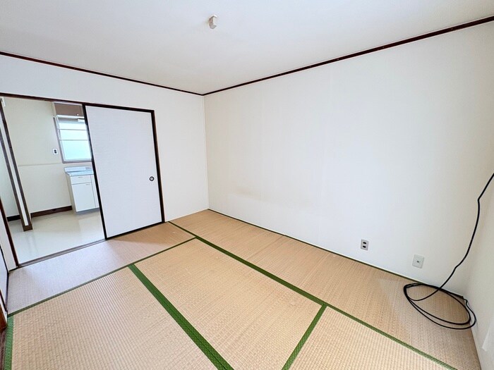 居室 松芭ハイツ