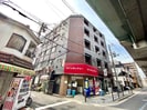 川辺ビルの外観