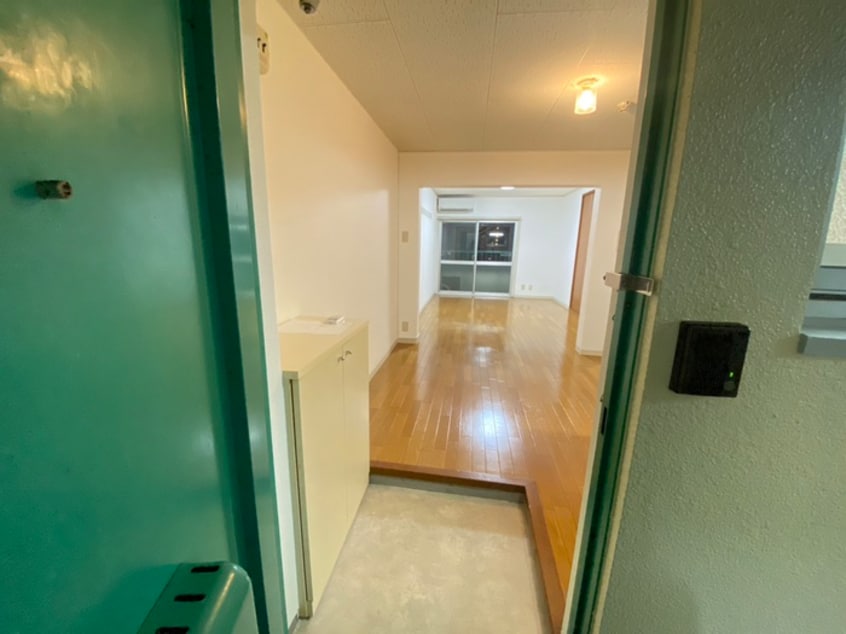 玄関 エバ－グリ－ン新大阪