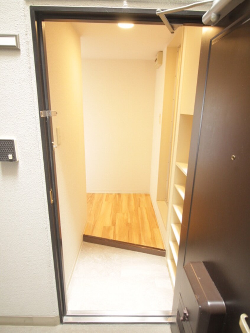 玄関 ヴィラパラディス