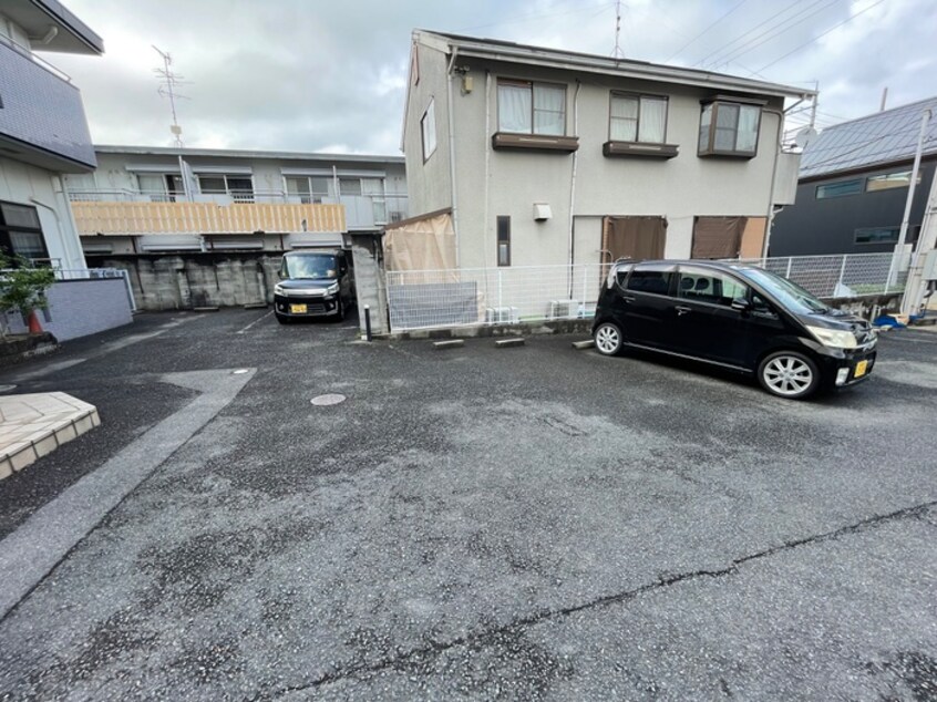 駐車場 ヴィラパラディス