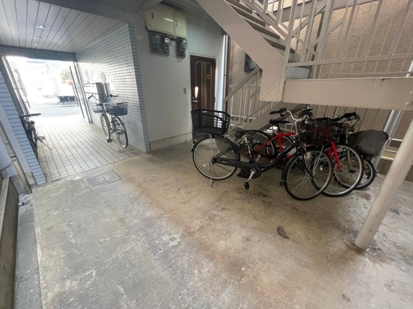 駐輪場 フォンタル今川