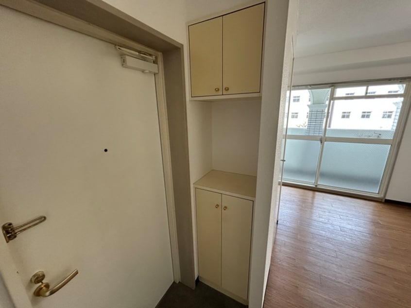 靴箱 タケ＆ハルビル第２