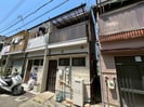 西小路四丁目貸家の外観