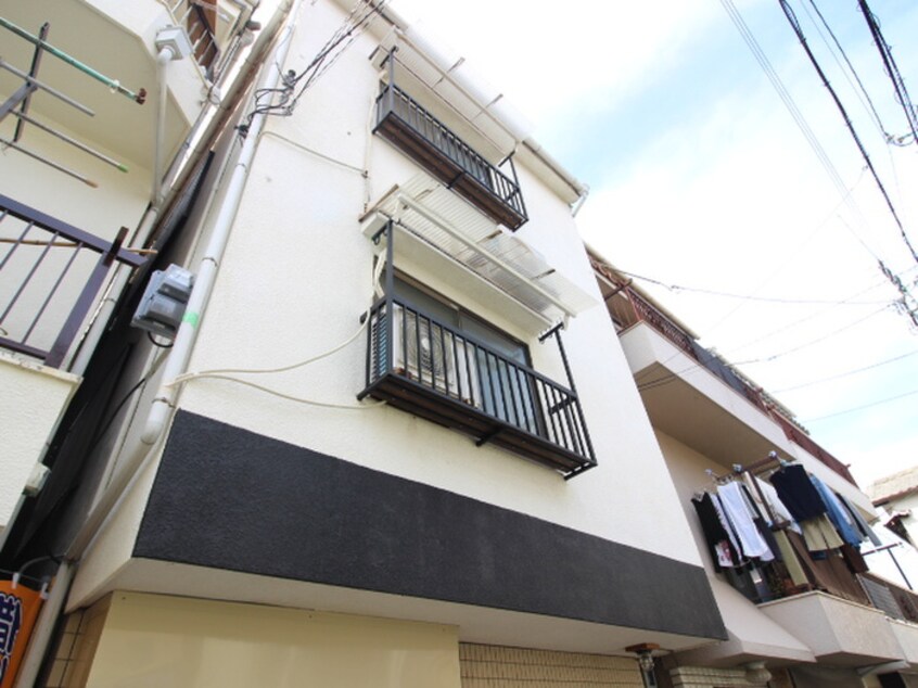 外観写真 ジネイズ高井田