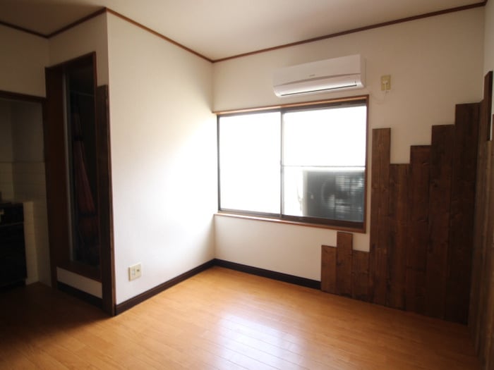 居室 ジネイズ高井田